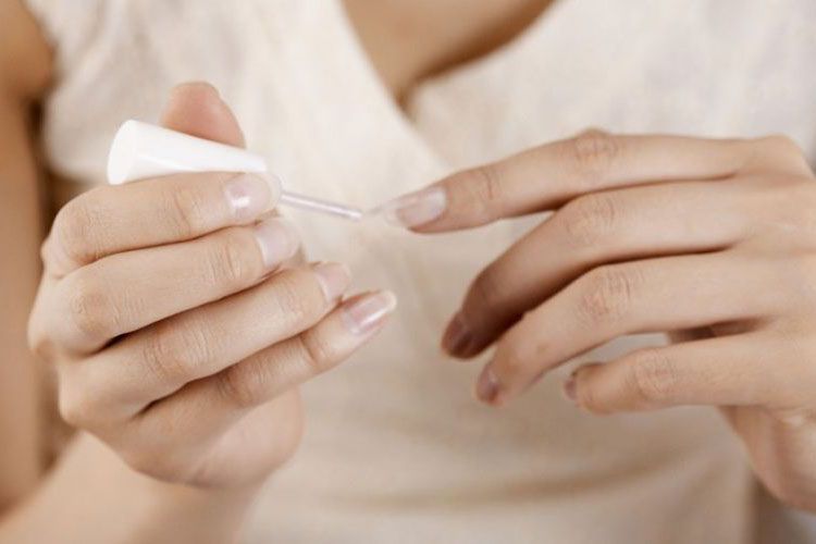 Astuces pour réparer un ongle cassé