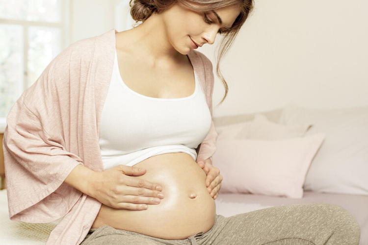 Quels soins du corps adopter quand on est enceinte ?