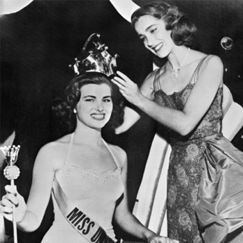 Christiane Martel sacrée Miss Univers en 1953