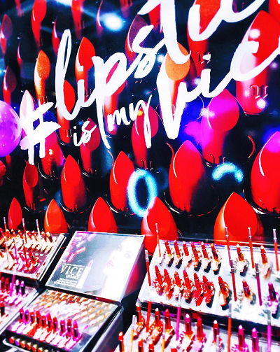 Les Vice Lipstick dans la boutique Urban Decay Marais