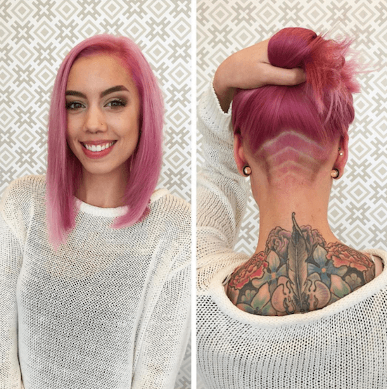  Undercut tatoo simple avec des lignes ascendantes sur le haut de la nuque sur cheveux roses