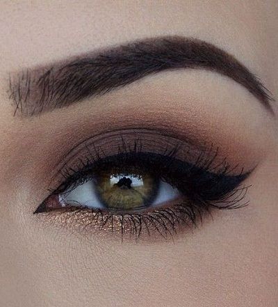 Maquillage de jour pour les yeux