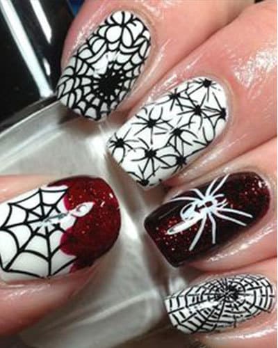 Nail art toile d'araignée pour Halloween